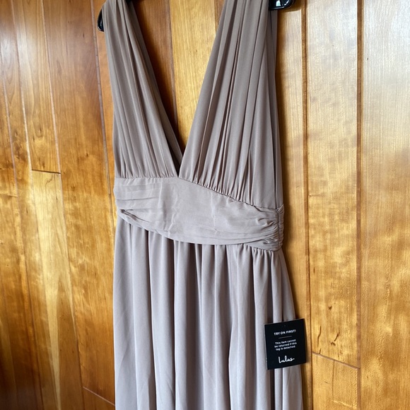 Lulu’s women’s maxi dress/gown - Picture 2 of 5